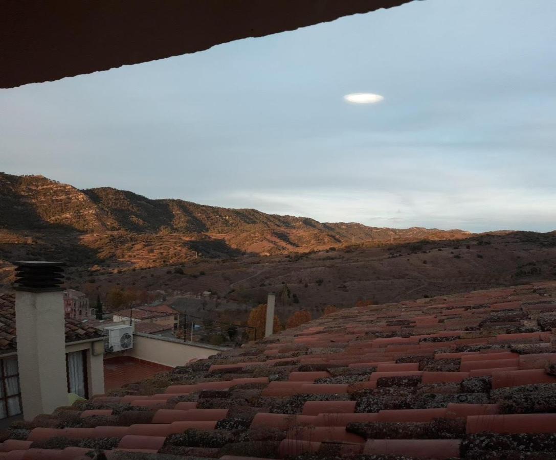 Fonda Toldra Hotel Ulldemolins Bagian luar foto
