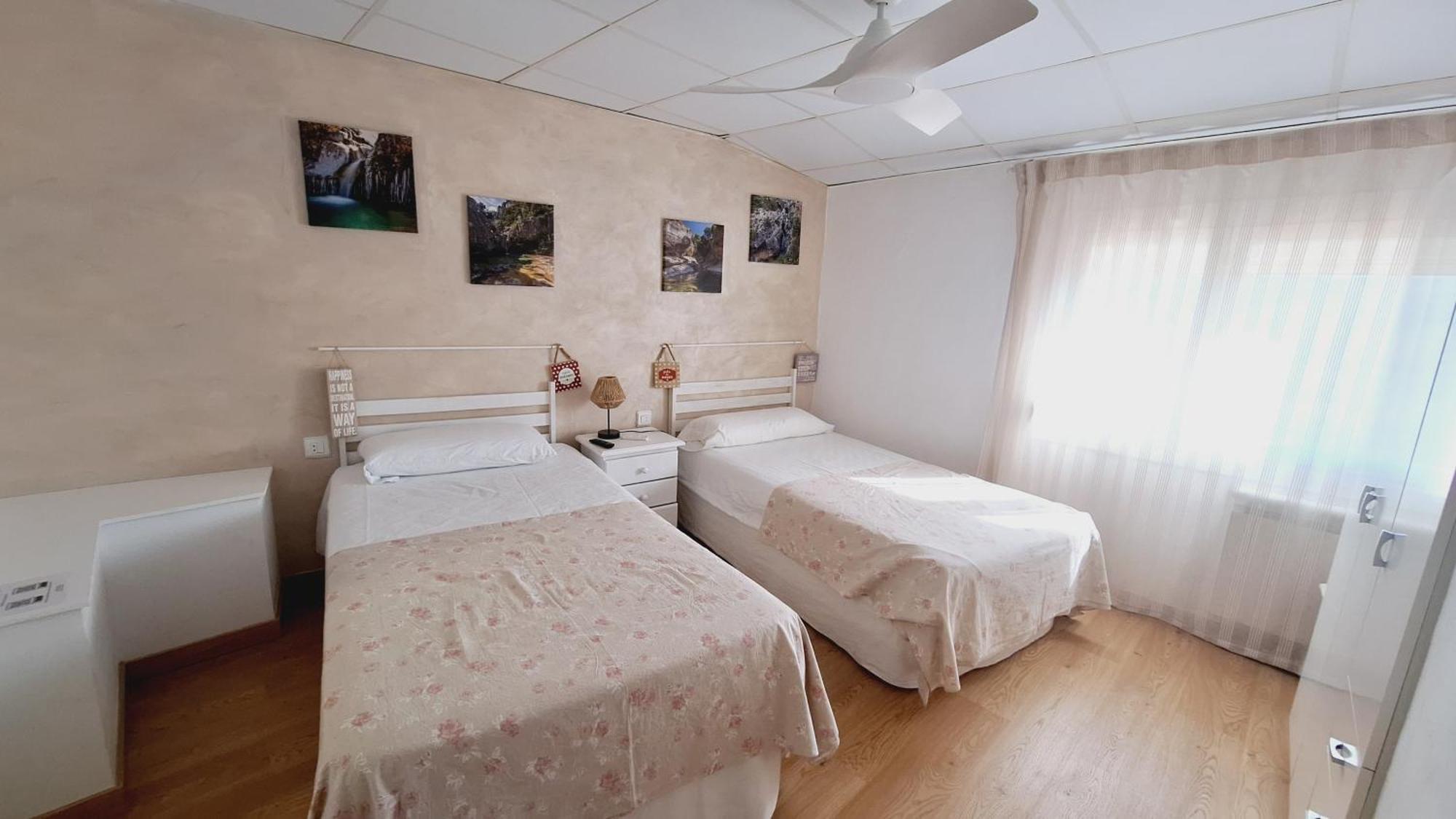 Fonda Toldra Hotel Ulldemolins Bagian luar foto