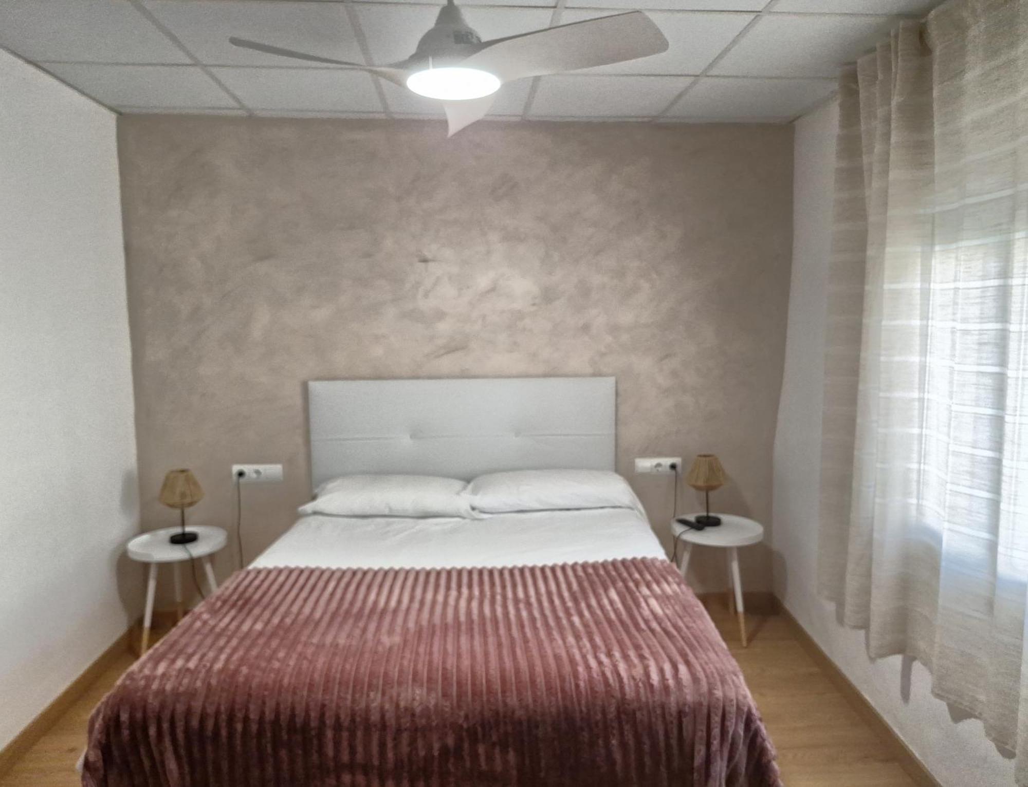 Fonda Toldra Hotel Ulldemolins Bagian luar foto